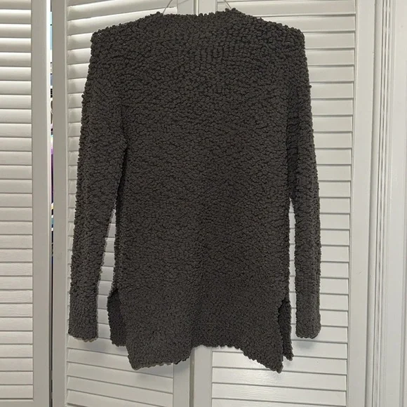 Merokeety women’s charcoal grey puffy sweater size small - Picture 4 of 5